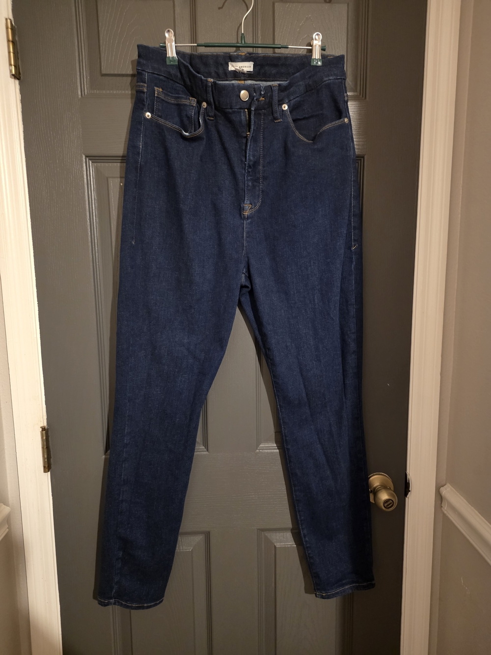 Good American Women’s Dark Wash High Rise Jeans Size 14/32 Classic Straight Skin